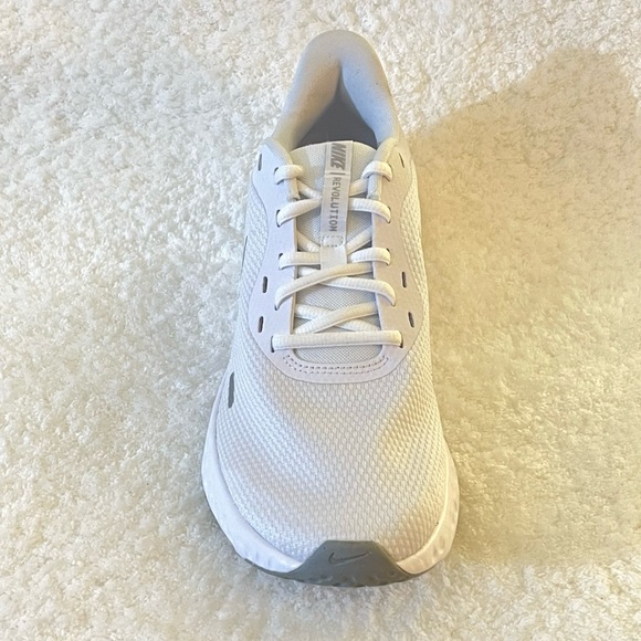 Nike Revolution 5 Sneakers Running Shoes Lace White Pure Platinum Mesh Unisex - Picture 11 of 15